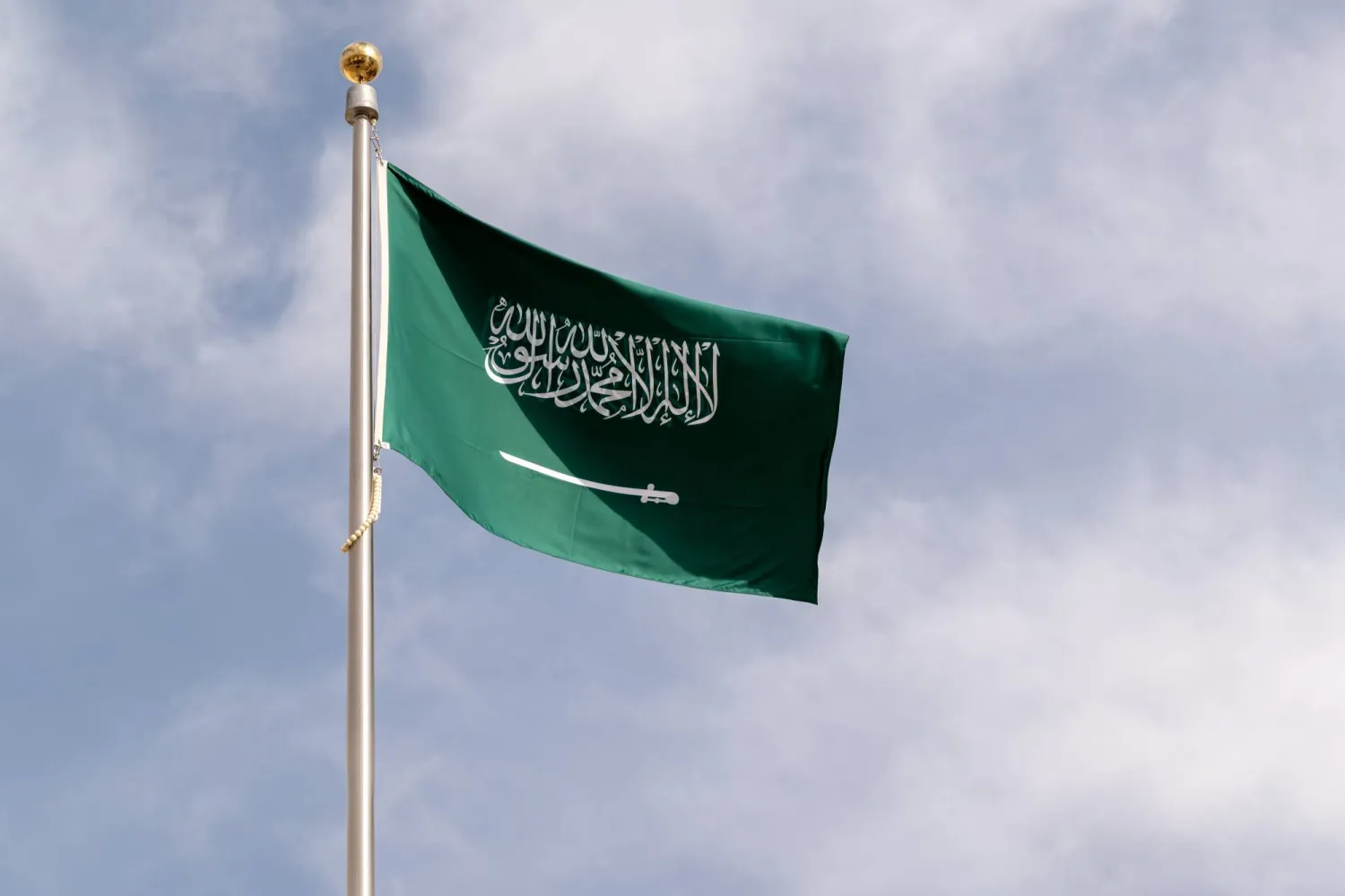 مسيّرات من العراق نحو السعودية.. 
والرياض ترد: لن نسمح بتهديد أمننا