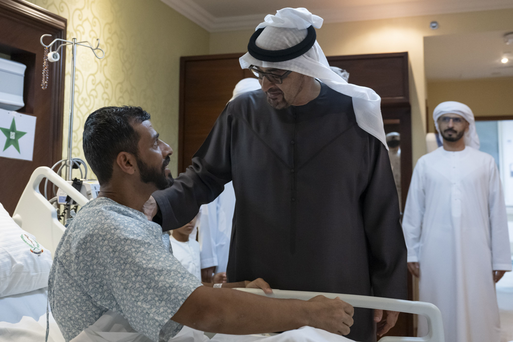 محمد بن زايد يطلق منظومة تأمين صحي تغطي جميع المواطنين في الدولة