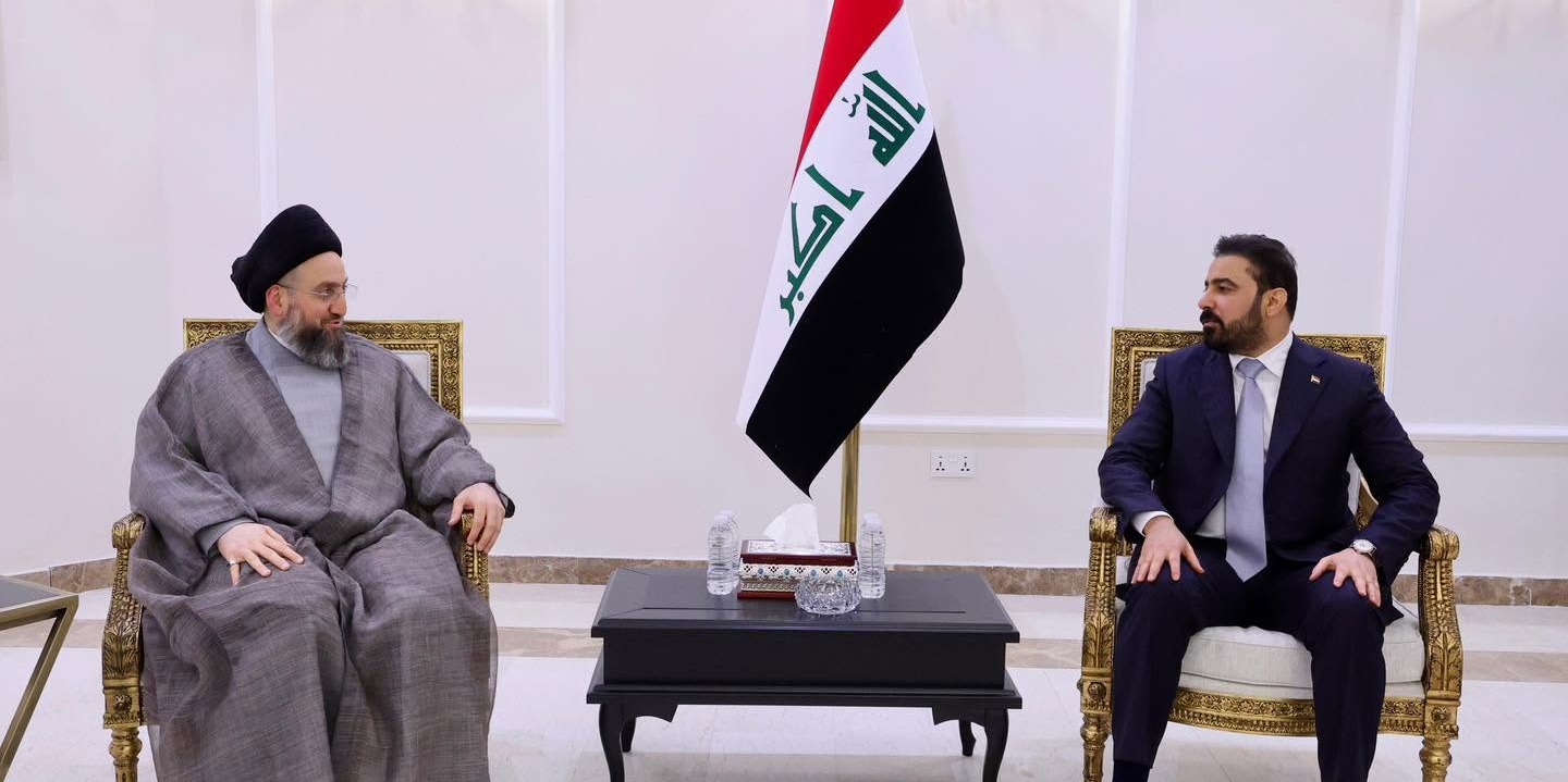 بيع مؤسسات؟ رفع الدولار؟ ملاحقة كبار الفاسدين؟ ونزع سلاح الفصائل؟
اجتماع مغلق في منزل الحكيم يفتح الباب أمام عراق مختلف