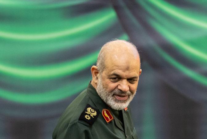السلام في إيران سيكون فوضوياً وخطيراً
‏الحرس الثوري الفائز من الحرب.. قد يدمر نفسه بنفسه