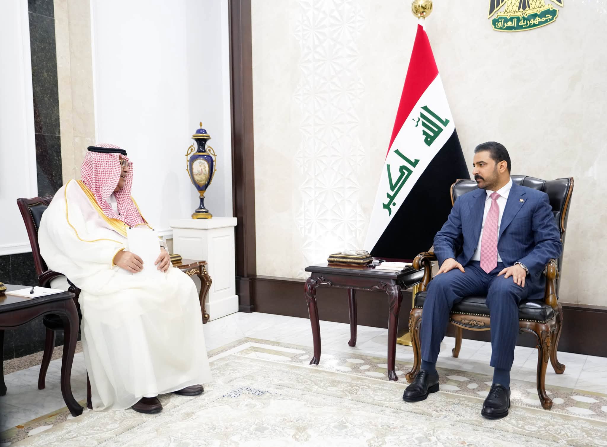 مصدر لـ(سدن): مهمة الحميدان في بغداد أمنية بامتياز..
والفصائل في قلب الرسالة السعودية للزيدي