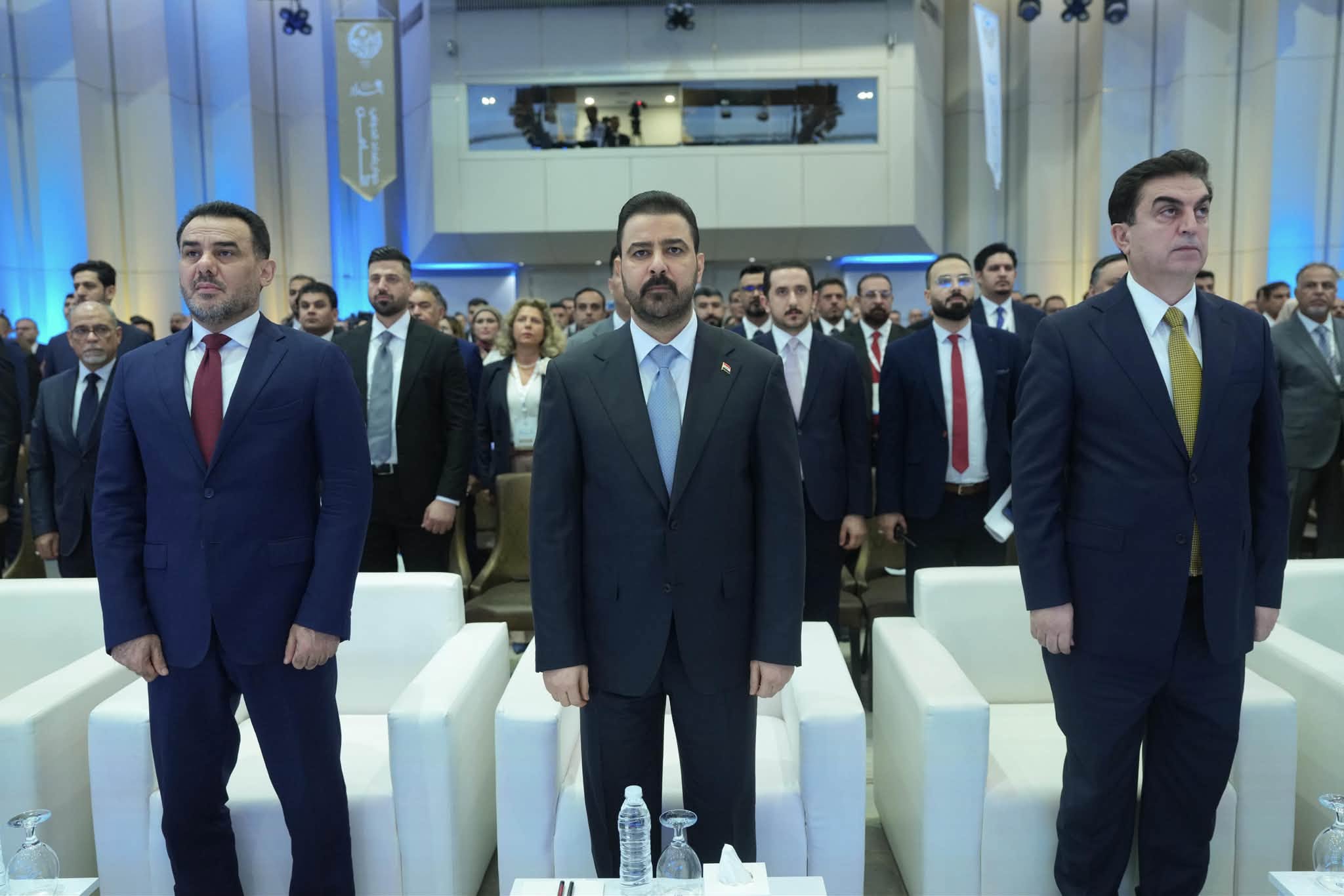 هرمز يخنق النفط وساعة السلاح تقترب
الزيدي: لدينا أكثر من حل