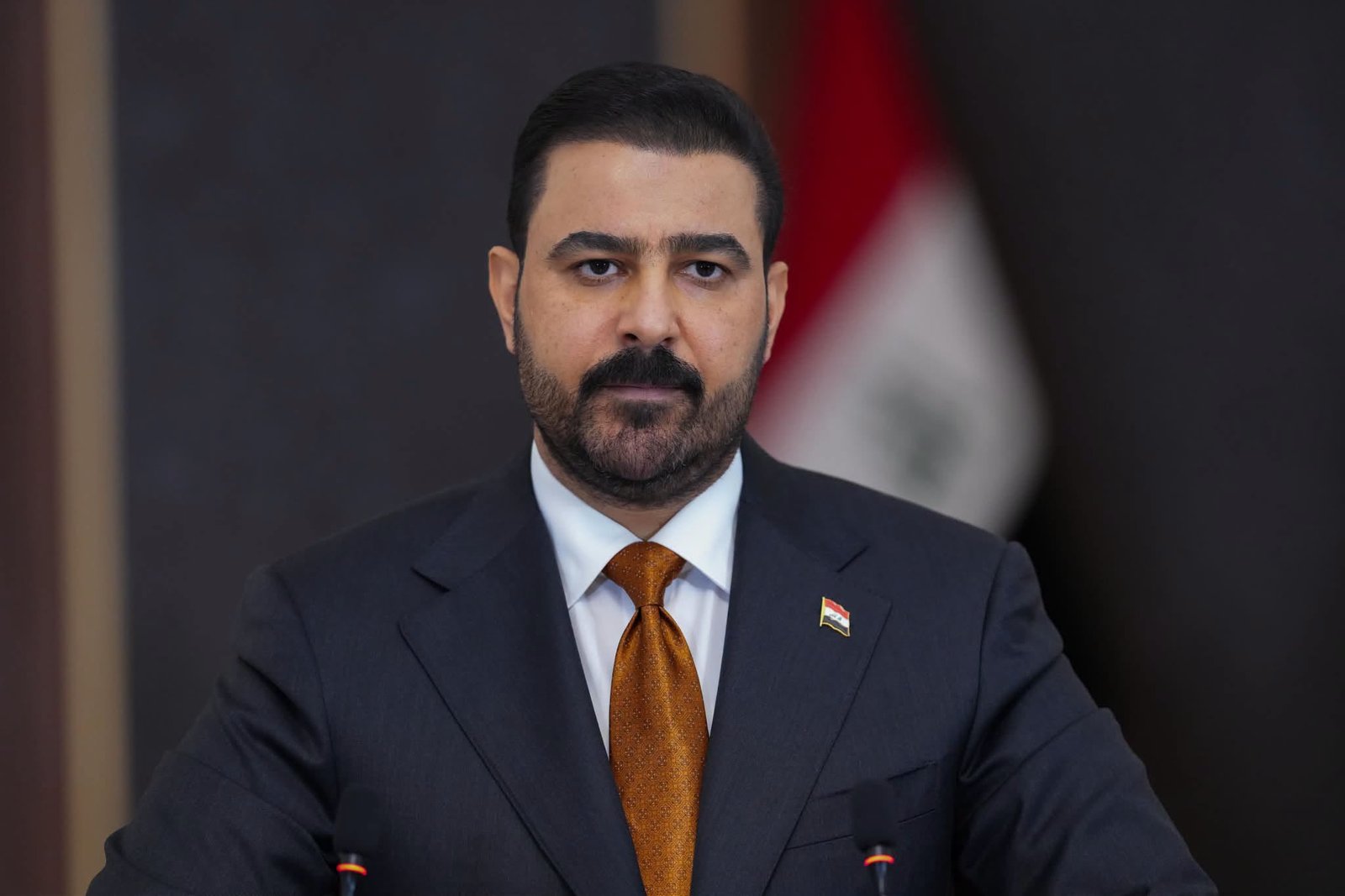 الزيدي في العيد الوطني:
العراق يملك قراره والسلاح يخضع للدولة ومصلحة البلاد فوق كل اعتبار