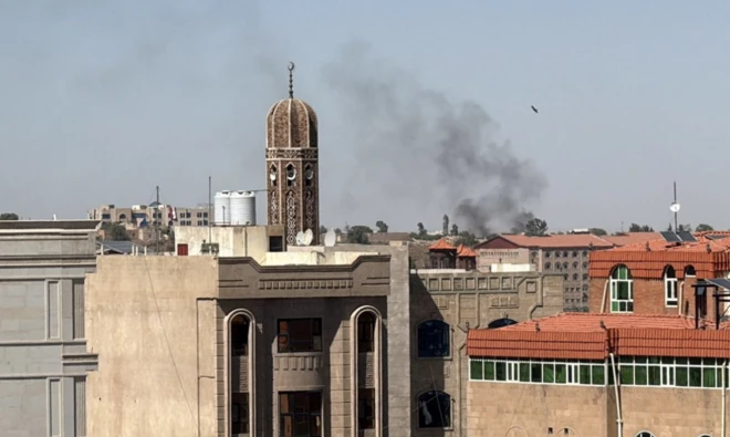 (فجر اليمن) تقلب الميدان.. 
القوات الحكومية تستعيد ذو باب وتحكم قبضتها على باب المندب
