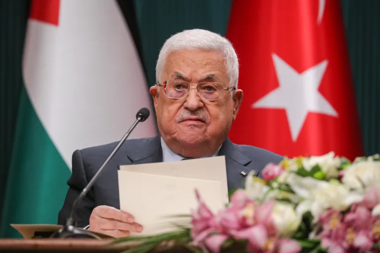 اقتراع تشريعي مؤجل منذ عشرين عاماً
عباس يؤجل الانتخابات الفلسطينية إلى أيلول 2027