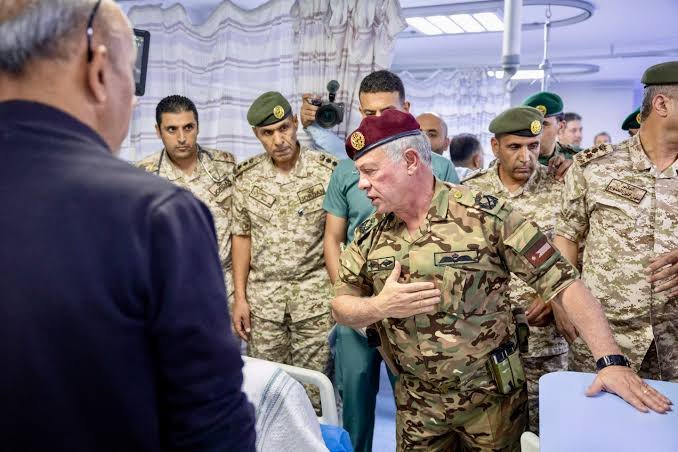الأردن يودّع سبعة من أبنائه..
أربعون مصاباً في فاجعة الكنيسة والملك يتعهد بمحاسبة الجناة